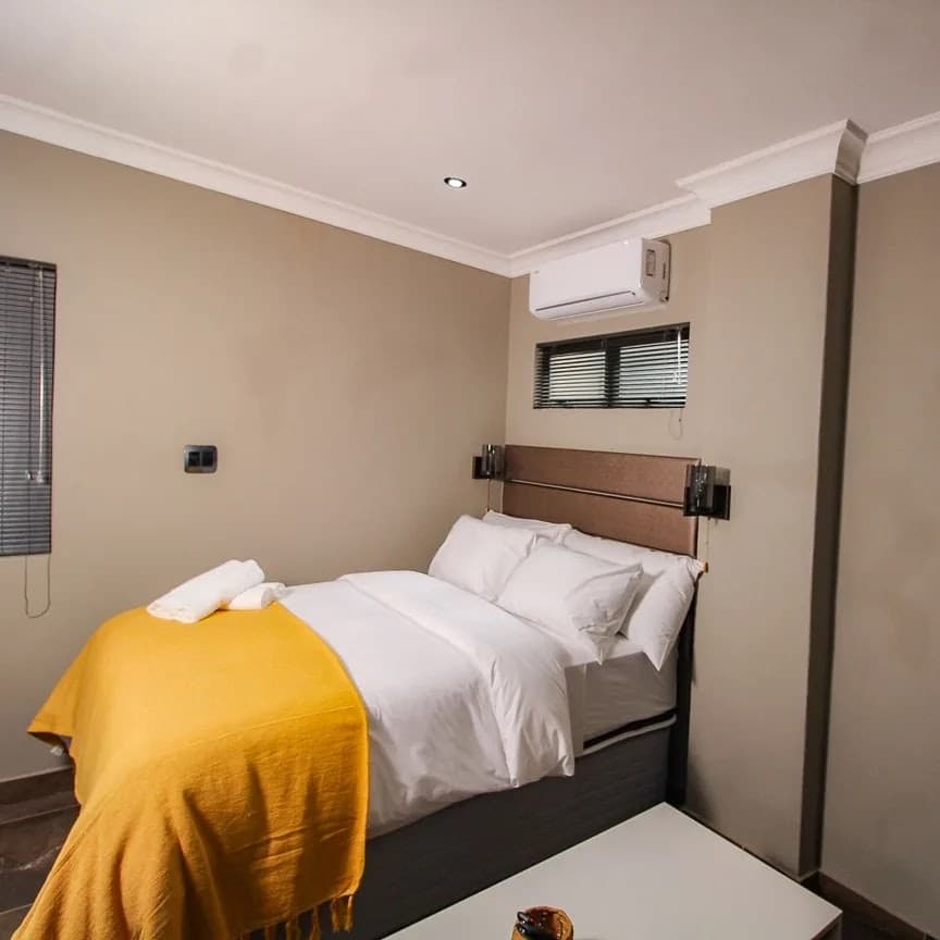 Deluxe Room 1
